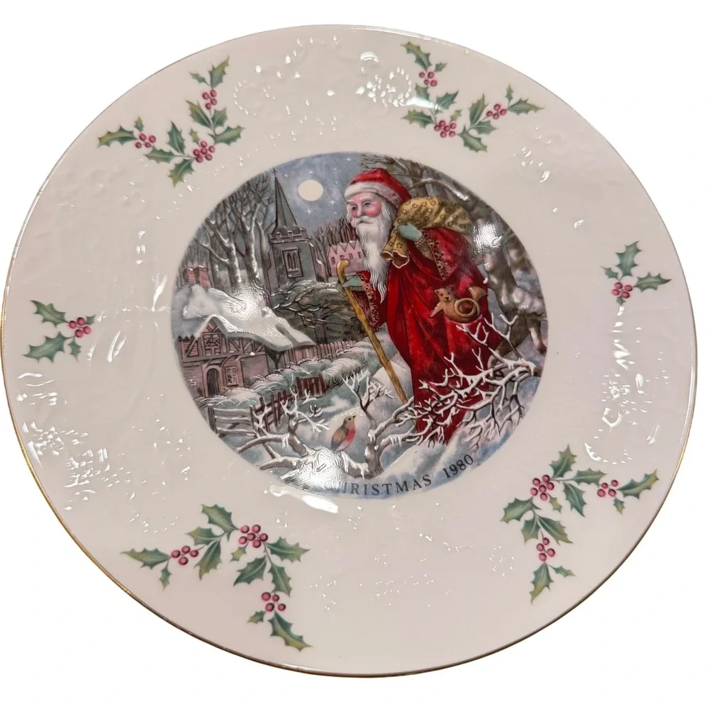 Christmas Holiday Collector Plates‎ Set of 3 Santa Poinsettia Cookie Vintage EUC